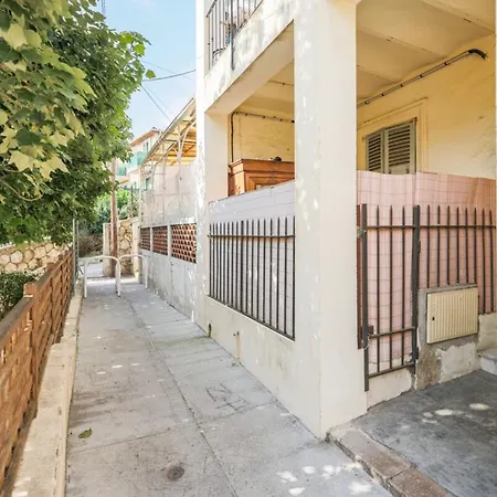 Charming 2 Bedroom Sea View 100m From Monaco Apartment