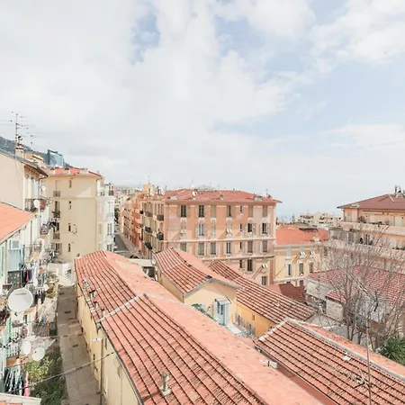 Charming 2-bedroom With Sea View 150m From Monaco