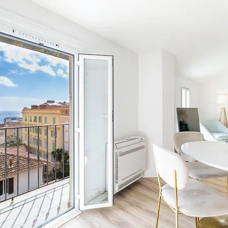 Charming 2 Bedroom Sea View 100m From Monaco